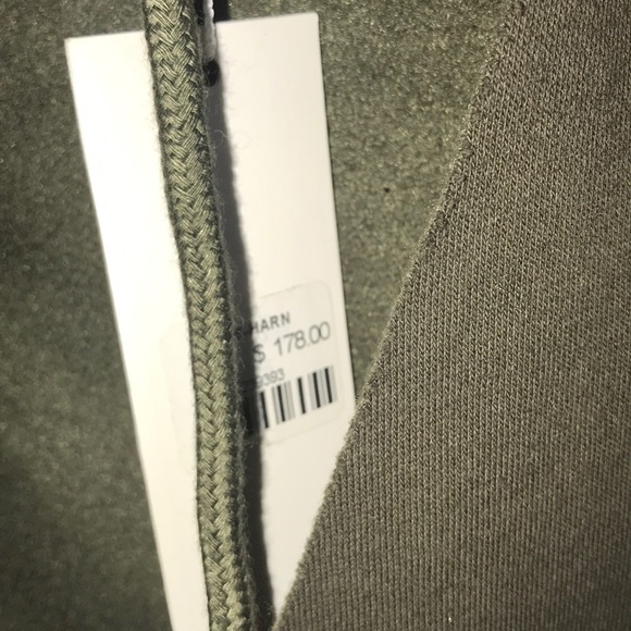 NWT🎈LF oversized open shoulders hoodie/dress - Picture 5 of 7